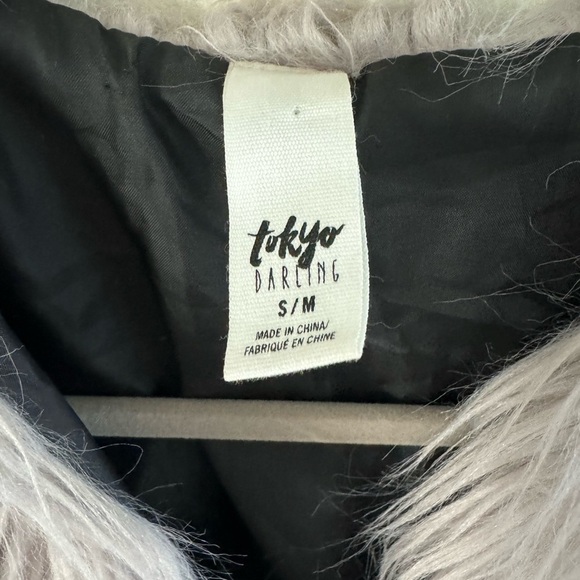 TOKYO DARLING Faux Fur Ombré Colorblock Vest Grey Black Size S/M - Picture 3 of 8